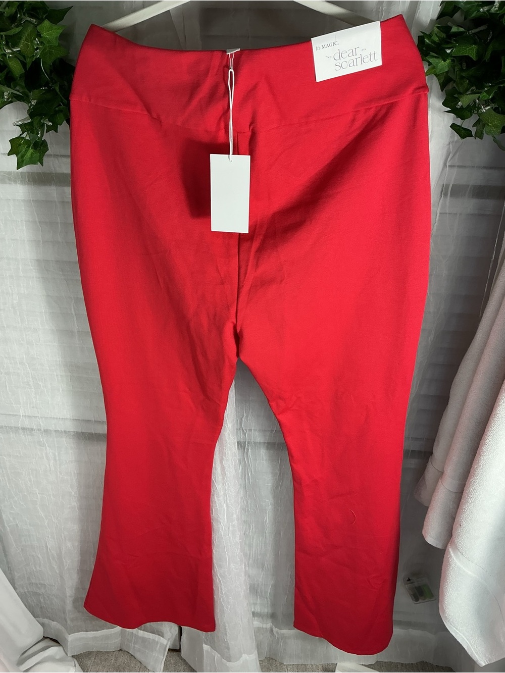 Dear Scarlett Flared Pants - Coral Red - Picture 4 of 12